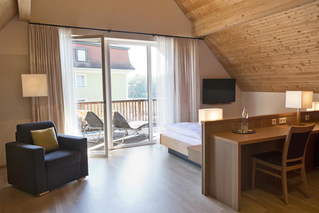 Gesundheitshotel Gugerbauer Scharding Δωμάτιο φωτογραφία